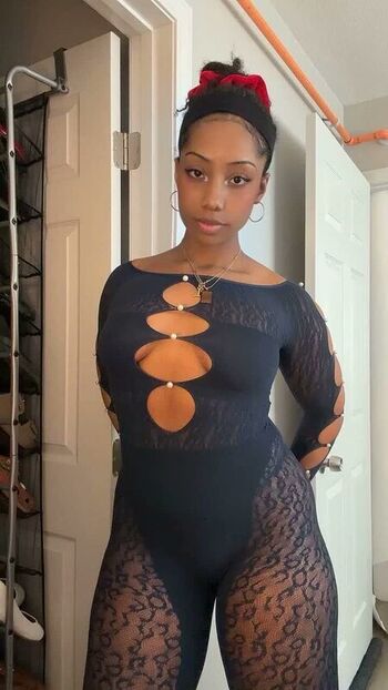 Full leaked Lillipie private onlyfans photo
