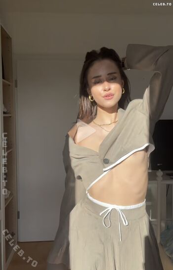 Full leaked Lillyfayye page private onlyfans photo