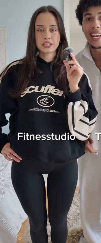 Full leaked Lillyfayye private onlyfans photo