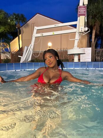 Full leaked Lillylunaa private onlyfans photo