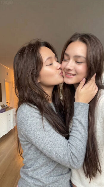 Full leaked Lily chee private onlyfans photo