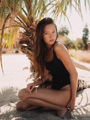 Full leaked Lily chee page private onlyfans photo