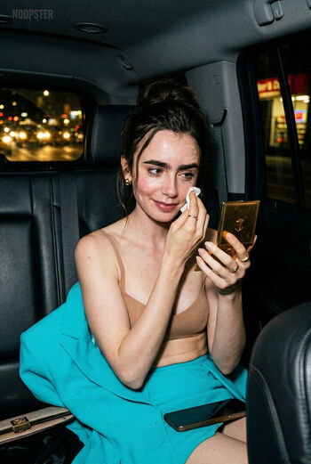 Lily Collins