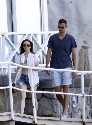 Full leaked Lily collins private onlyfans photo