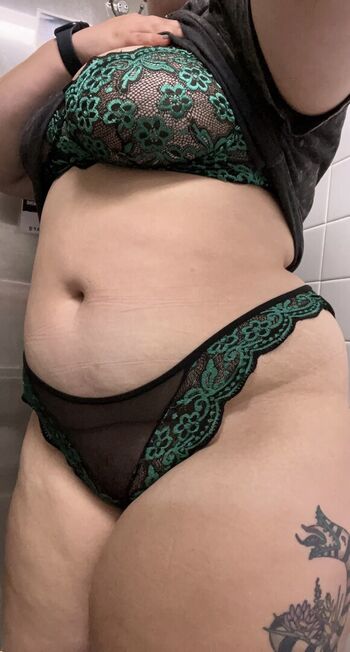 Full leaked Lily grace private onlyfans photo