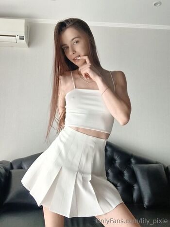 Full leaked Lily pixie private onlyfans photo