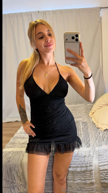 Full leaked Lily starr private onlyfans photo