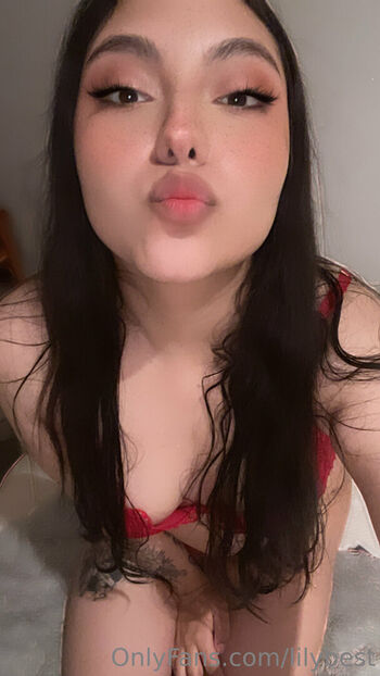 Full leaked Lilybest page private onlyfans photo