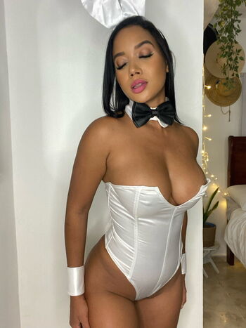 Full leaked Lilypenadr private onlyfans photo