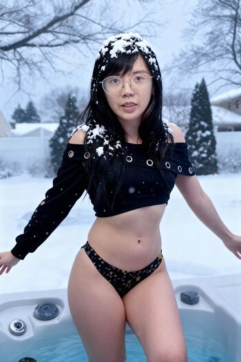 Full leaked Lilypichu private onlyfans photo