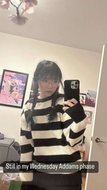 Full leaked Lilypichu private onlyfans photo