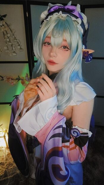 Full leaked Linaneyeon private onlyfans photo