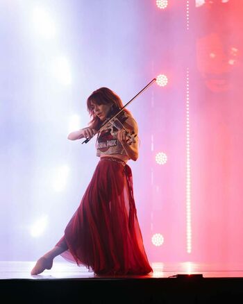 Full leaked Lindsey stirling  page private onlyfans photo
