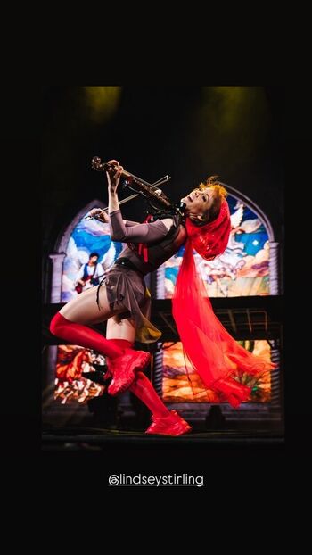 Full leaked Lindsey stirling  page private onlyfans photo