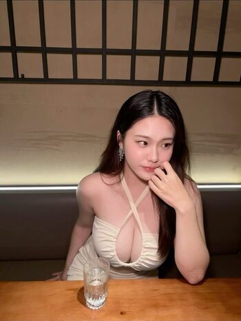 Full leaked Ling  ee page private onlyfans photo