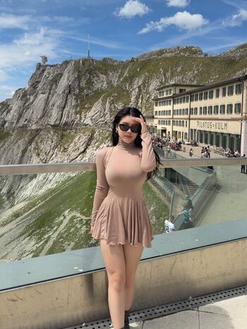 Full leaked Ling  ee private onlyfans photo