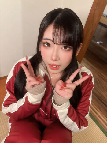 凌晨 Ling Chen / qaws_1109