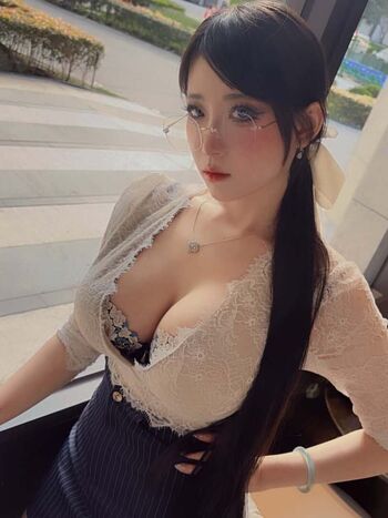 Full leaked Ling chen private onlyfans photo