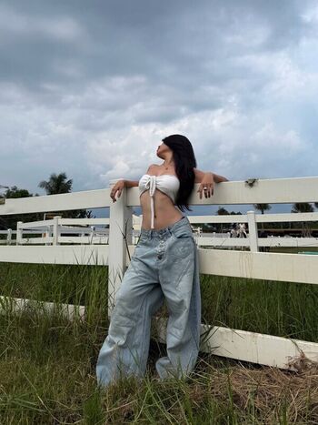 Full leaked Lingdfg page private onlyfans photo