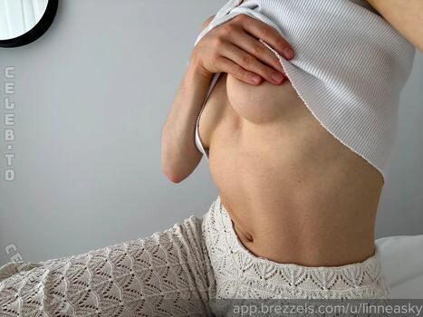 Full leaked Linneasky page private onlyfans photo