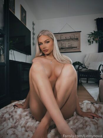 Full leaked Linnynova private onlyfans photo