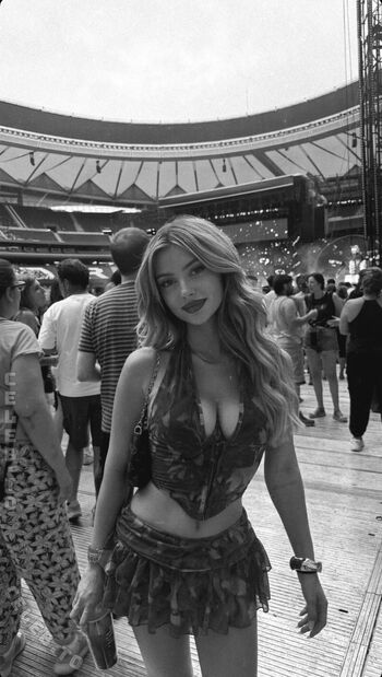 Full leaked Linuschka private onlyfans photo