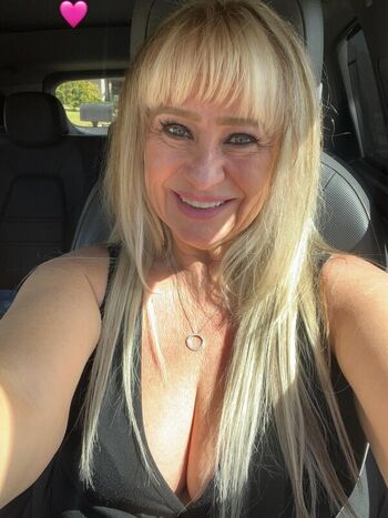 Full leaked Lipstickandwine private onlyfans photo