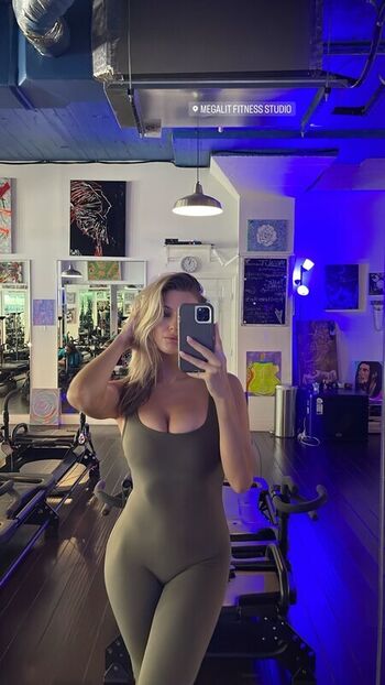 Full leaked Lissykatt page private onlyfans photo