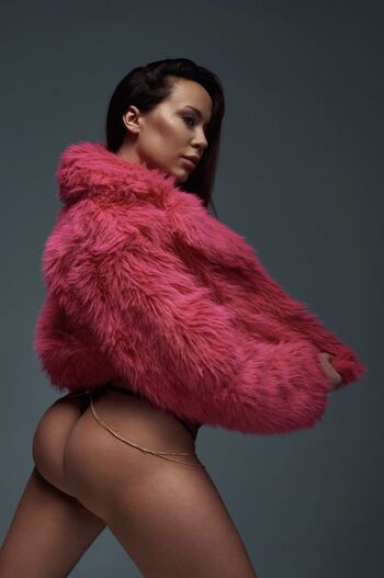 Full leaked Lithuanian girls page private onlyfans photo