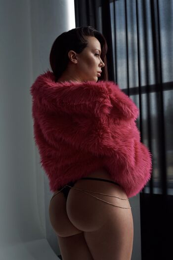 Full leaked Lithuanian girls page private onlyfans photo