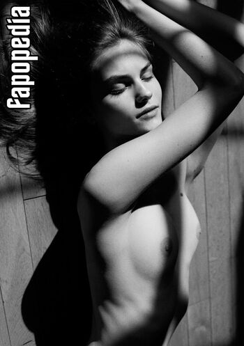 Full leaked Lithuanian girls page private onlyfans photo