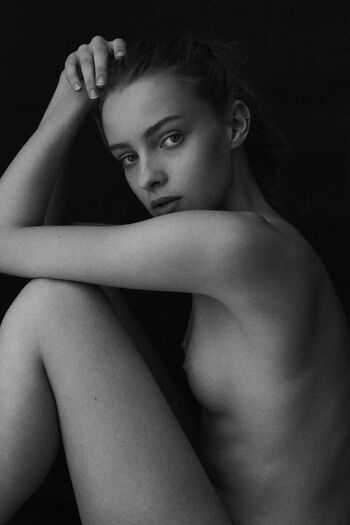 Full leaked Lithuanian girls page private onlyfans photo
