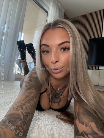 Full leaked Litshe juicy private onlyfans photo