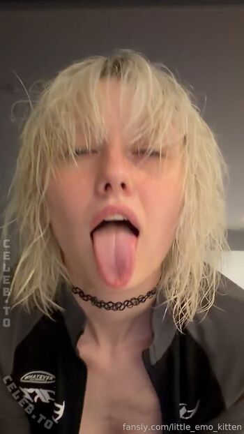 Full leaked Little emo kitten page private onlyfans photo