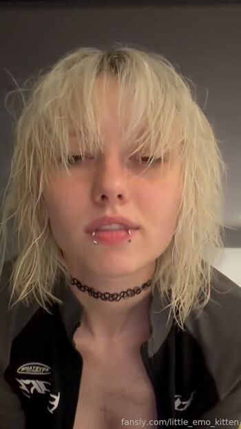 Full leaked Little emo kitten private onlyfans photo