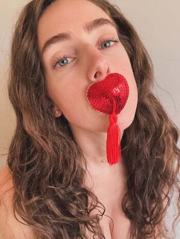 Full leaked Littlebitoflottie private onlyfans photo