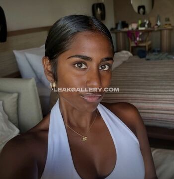 Full leaked Littledeeva private onlyfans photo