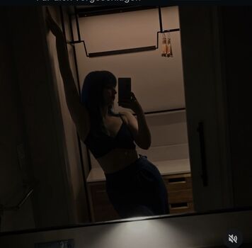 Full leaked Littlesiha private onlyfans photo