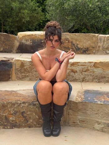 Full leaked Livefitelle page private onlyfans photo