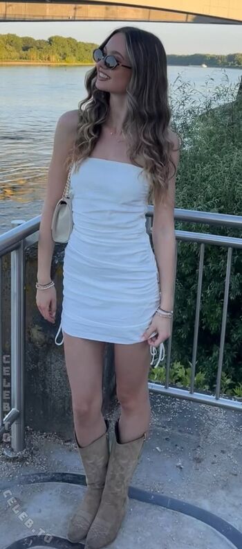 Full leaked Livia melody private onlyfans photo