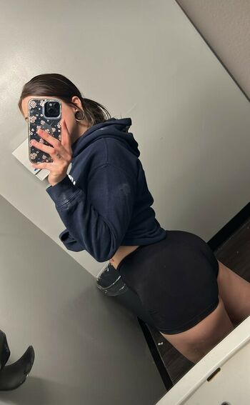 Full leaked Livin dead ria private onlyfans photo