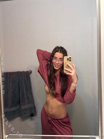 Full leaked Livinia roberts page private onlyfans photo