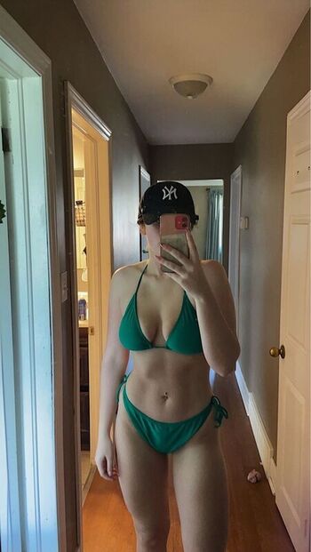Full leaked Livpapineau private onlyfans photo