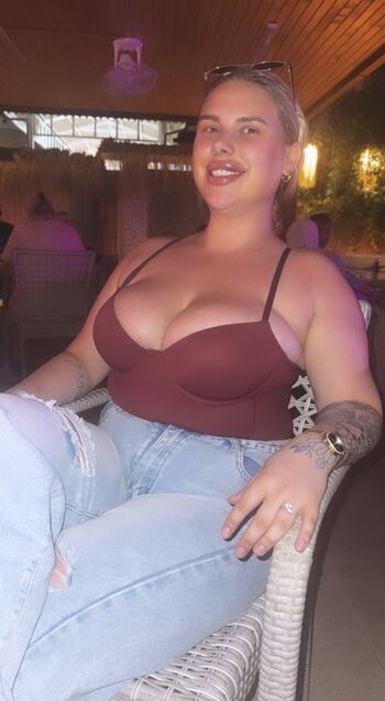 Full leaked Livy bubs private onlyfans photo