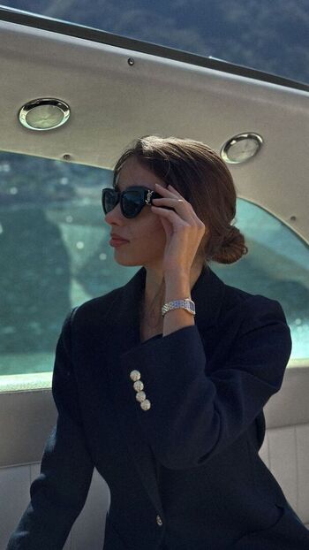 Full leaked Lizakovalenkoo private onlyfans photo