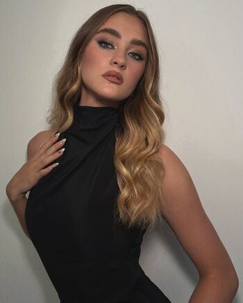 Full leaked Lizzy greene private onlyfans photo