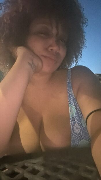 Full leaked Lkoyirol private onlyfans photo