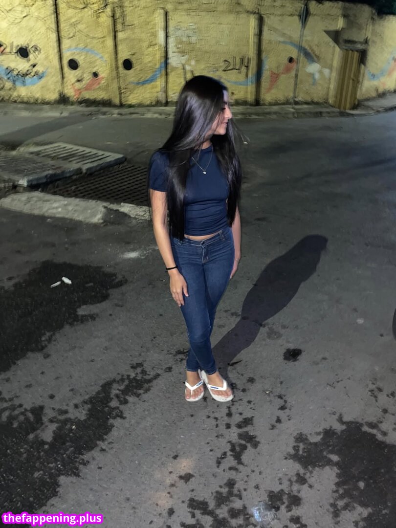 laysxx / llaralys / lyslaraa.__ Photo OnlyFans Nu #8