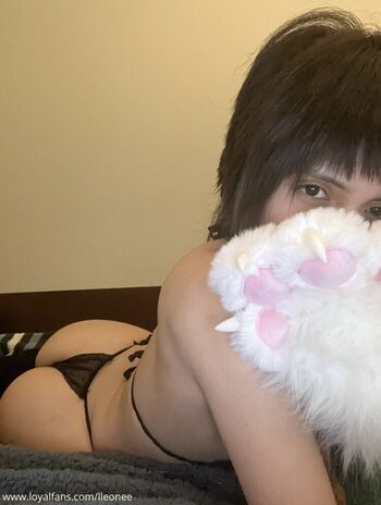 Full leaked Lleonee private onlyfans photo
