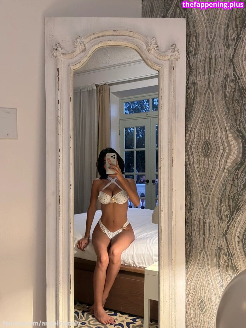 llinangel_ / llinangel_d Nude OnlyFans Photo #50
